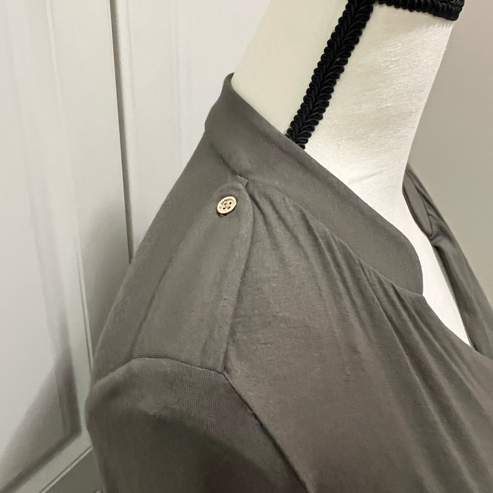 Ann Taylor Olive green ruched front | Wrap style size M - Picture 3 of 9